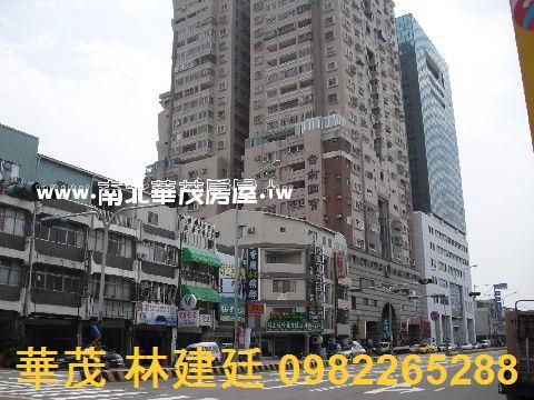 東區大樓法拍-1