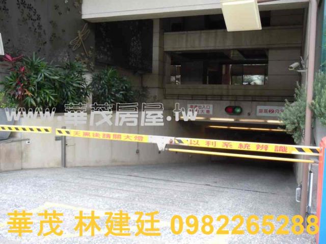 高雄左營大樓法拍-4